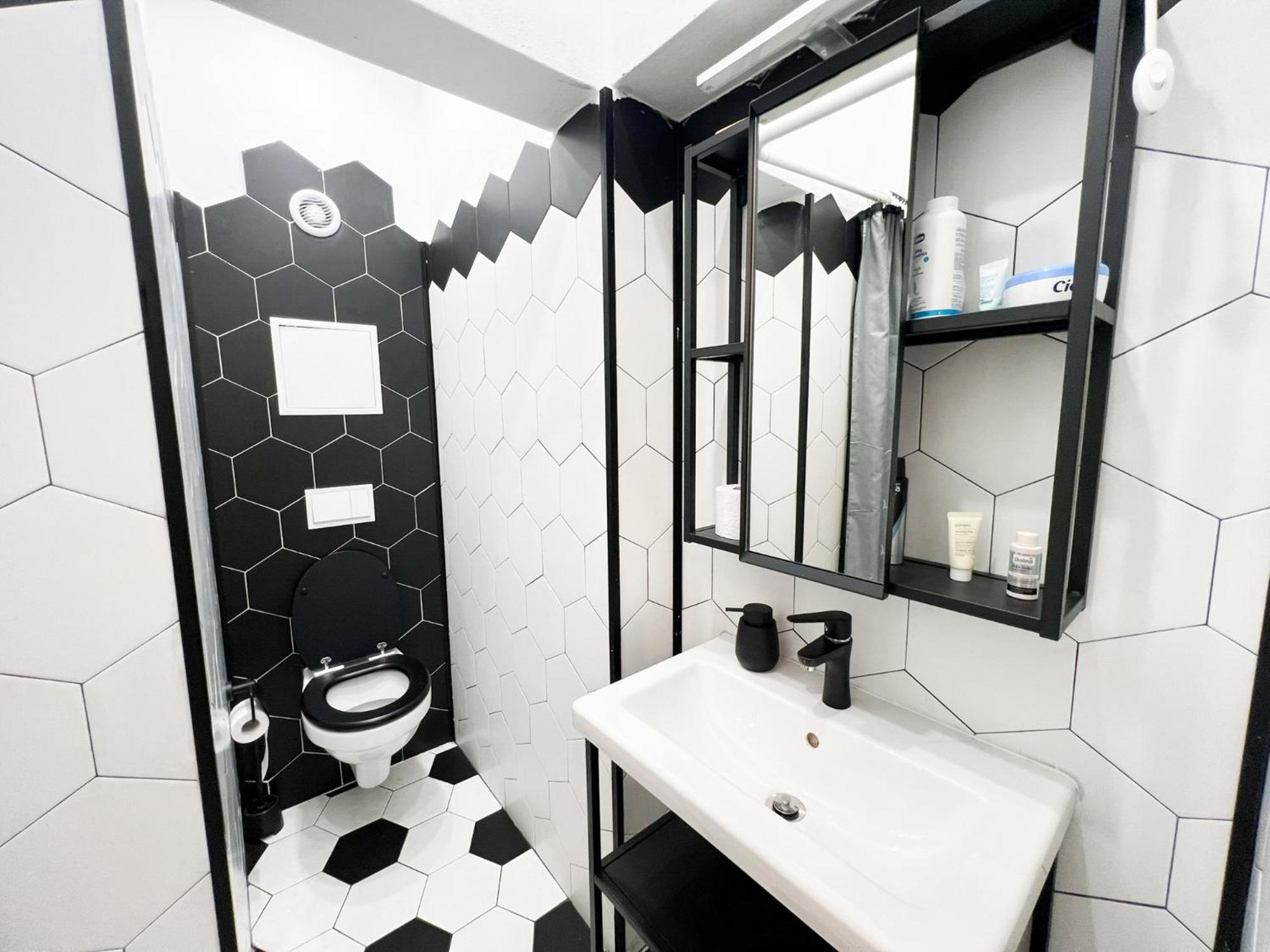 Perfect Long-term Stylish And Spacious Center Next To Vitosha Blvd Appartement