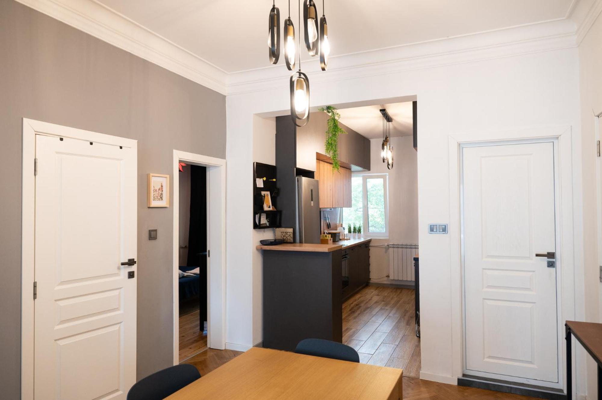 Perfect Long-term Stylish And Spacious Center Next To Vitosha Blvd Appartement *